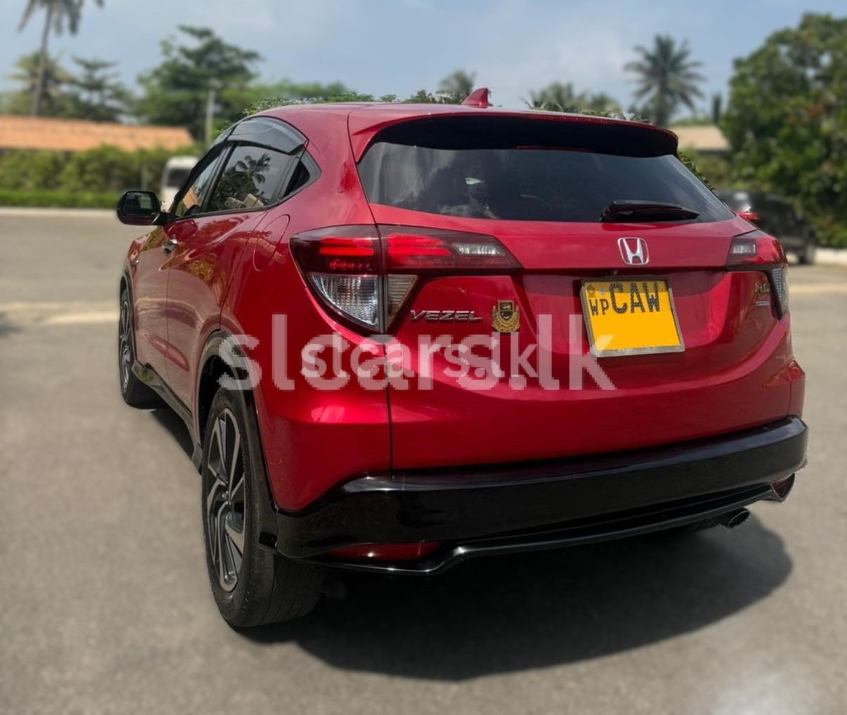 Vehicle Image 6