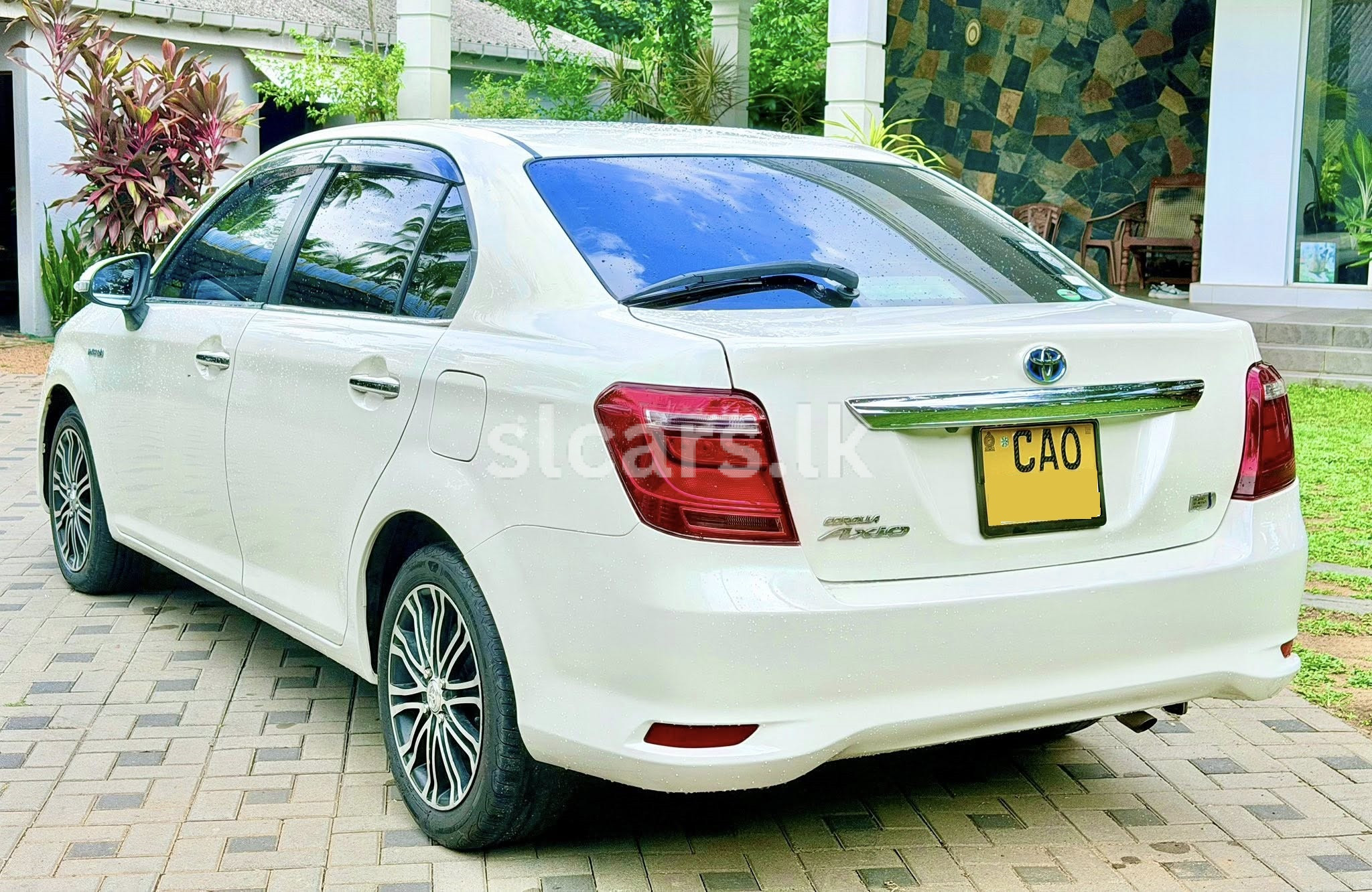 Vehicle Image 4