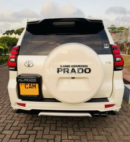 Vehicle Image 3
