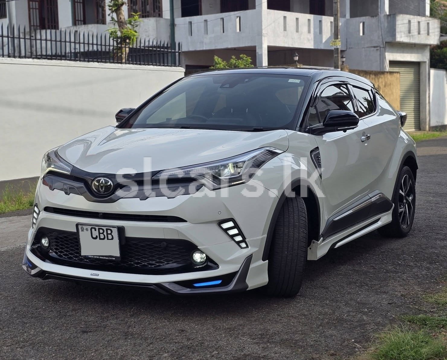 Vehicle Image 4