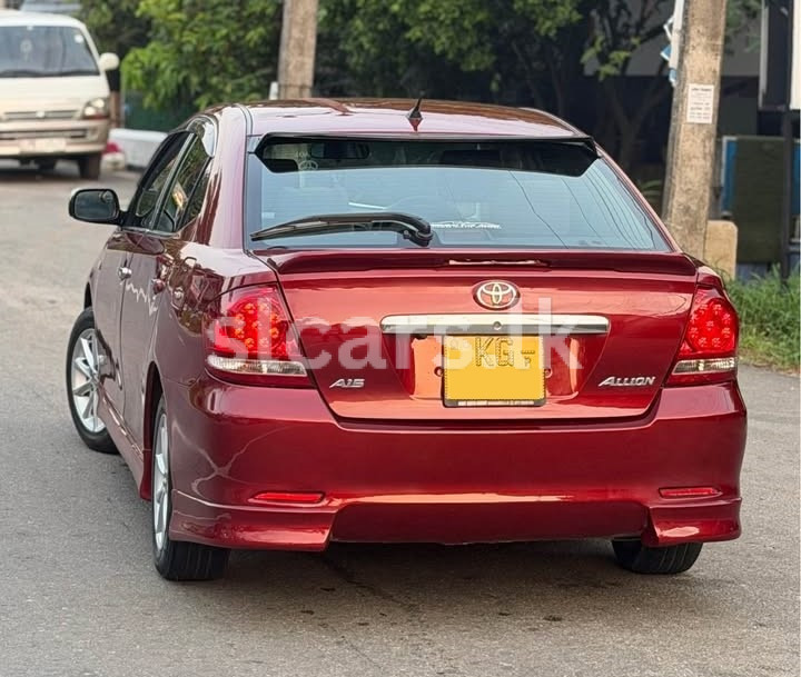Vehicle Image 4