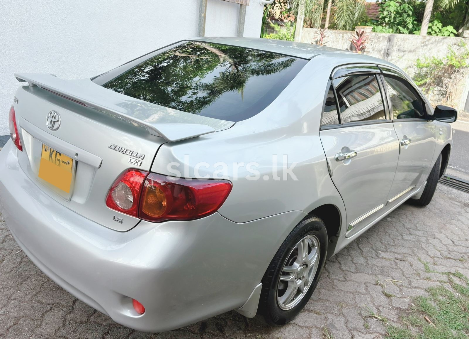Vehicle Image 4
