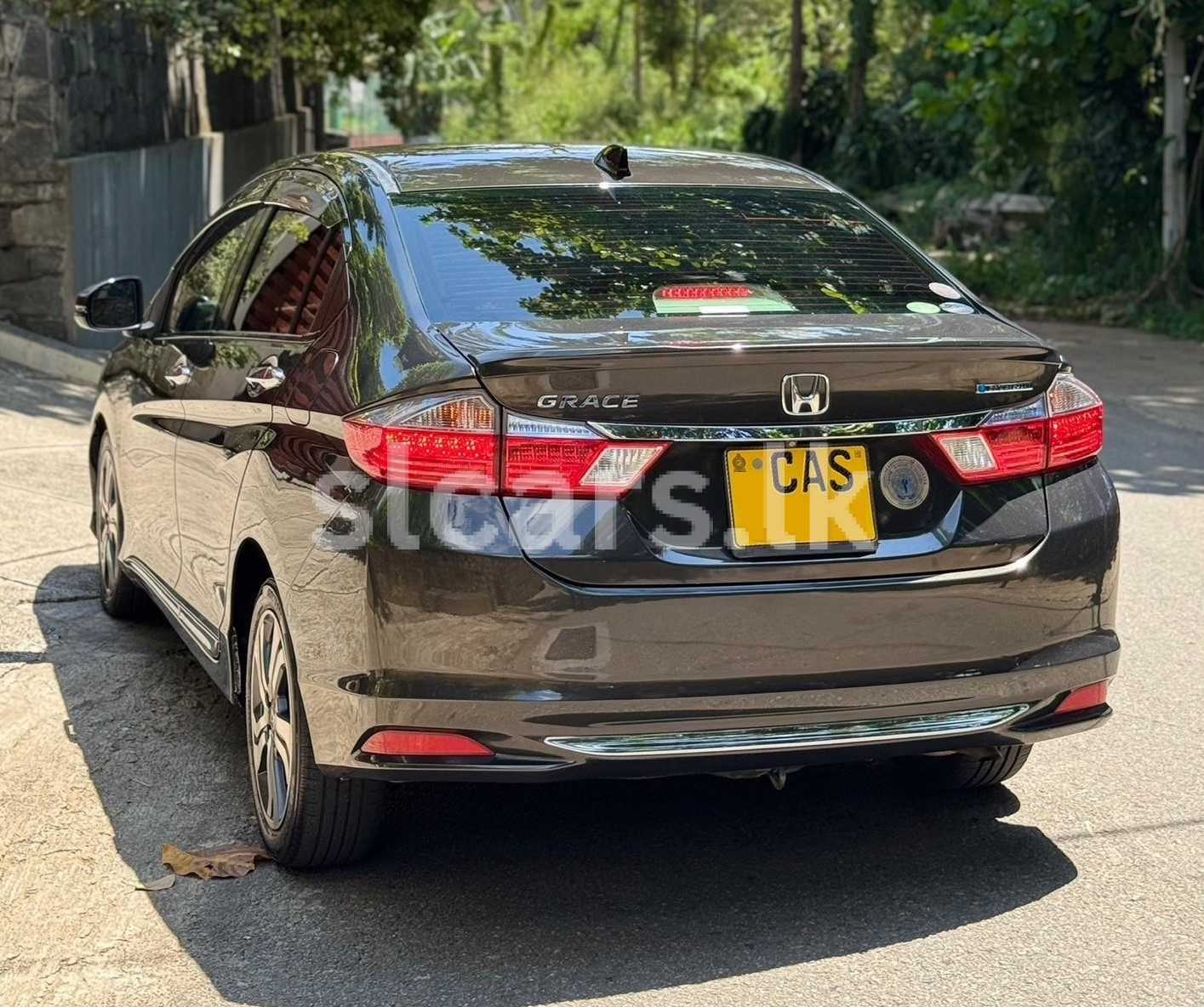Vehicle Image 4