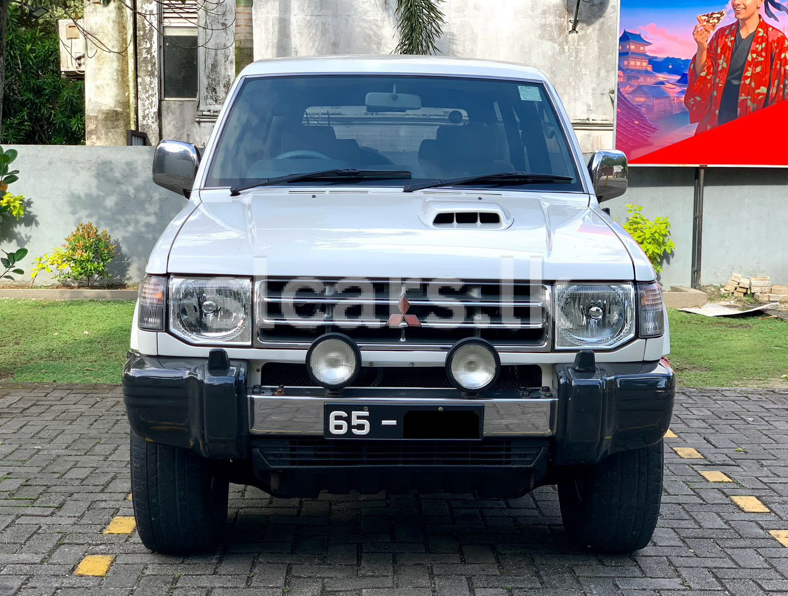 Vehicle Image 1