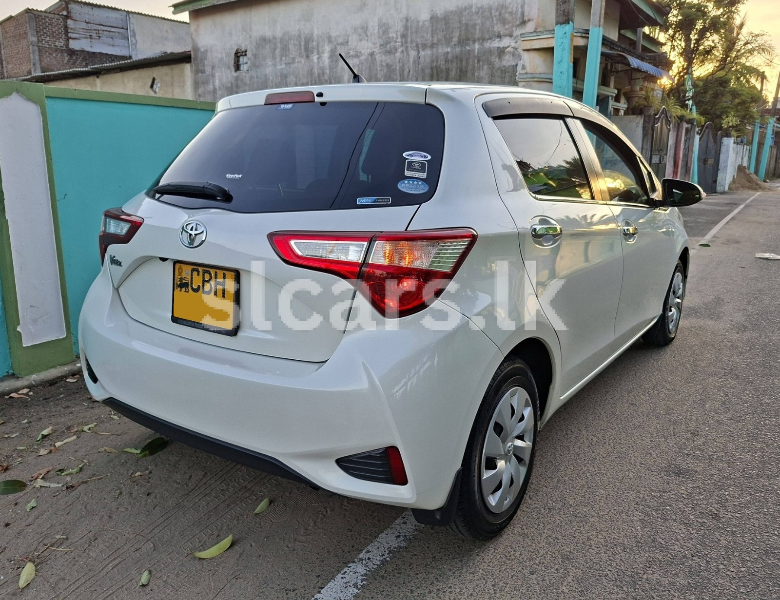 Vehicle Image 4