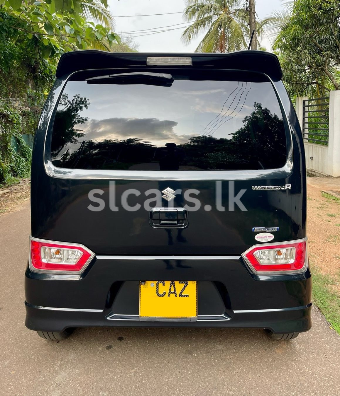 Vehicle Image 6