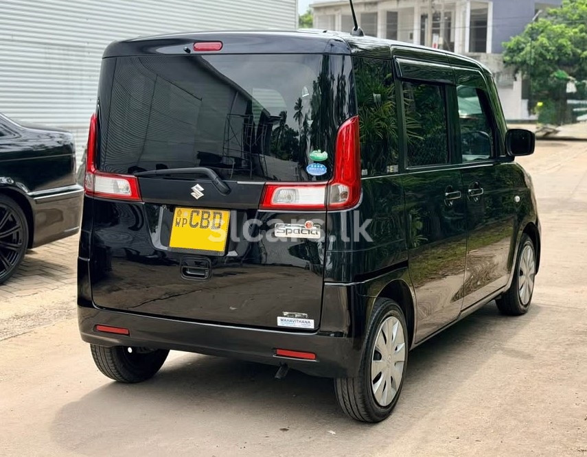 Vehicle Image 4