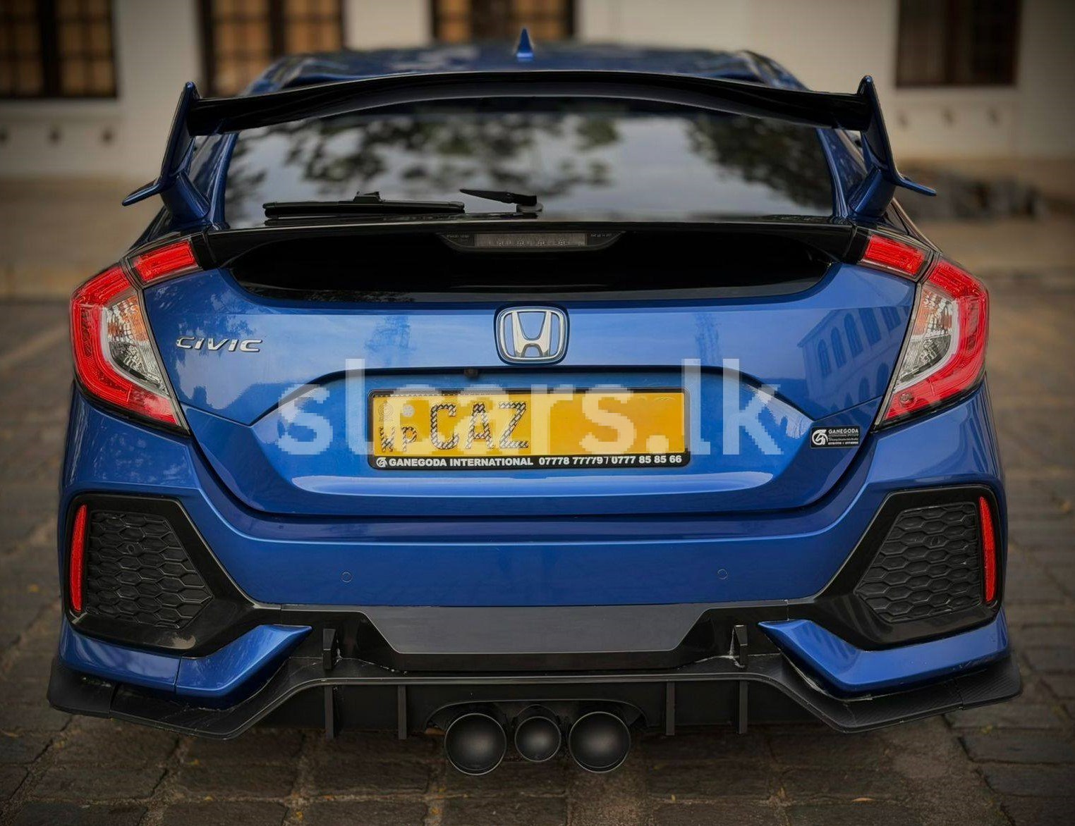 Vehicle Image 3