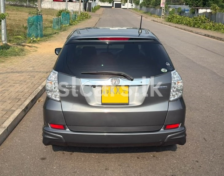 Vehicle Image 6