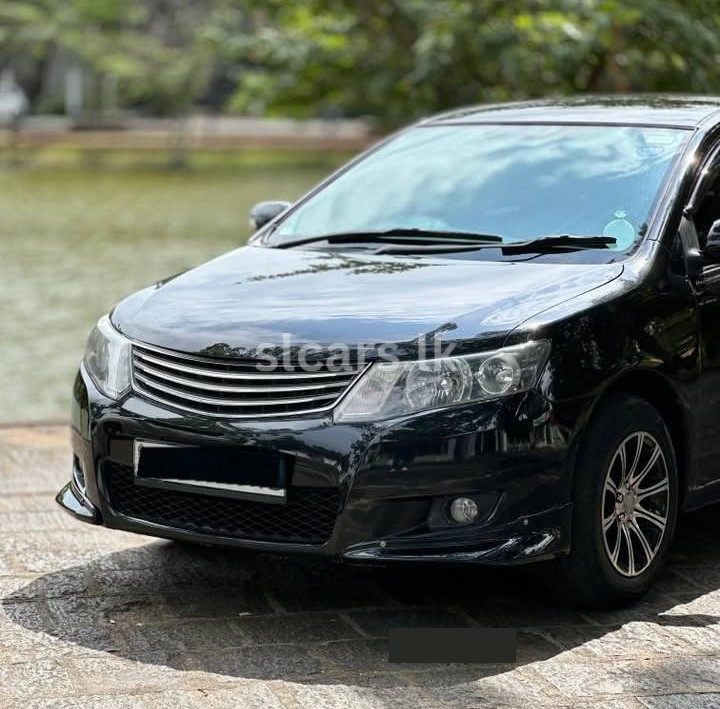 Vehicle Image 4