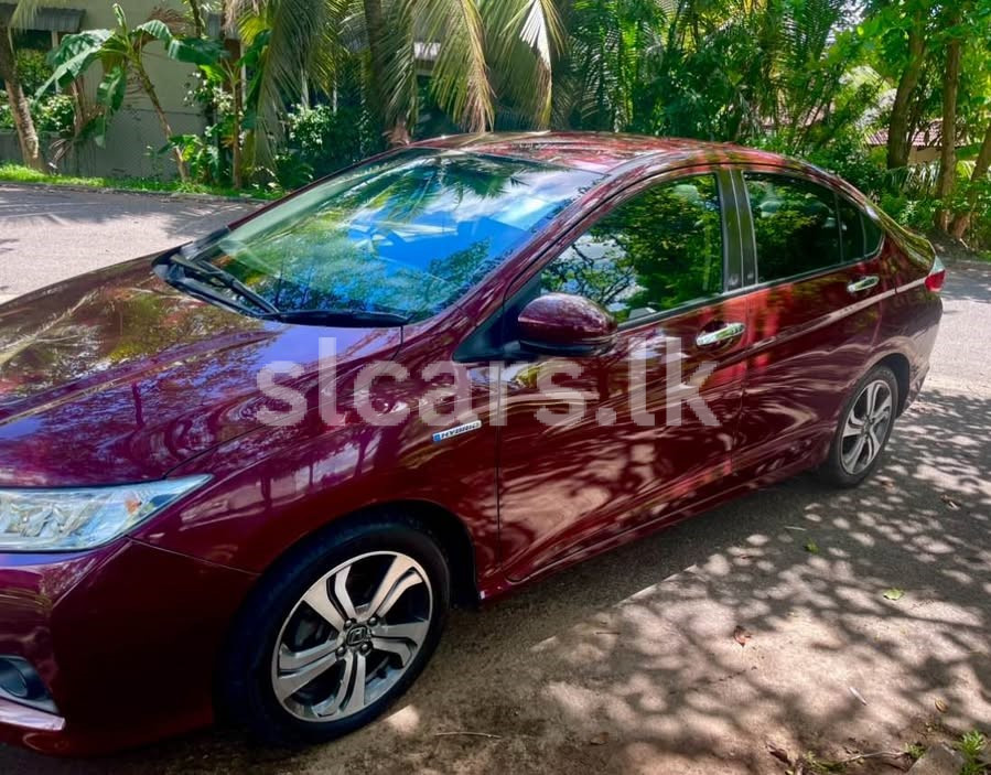 Vehicle Image 4