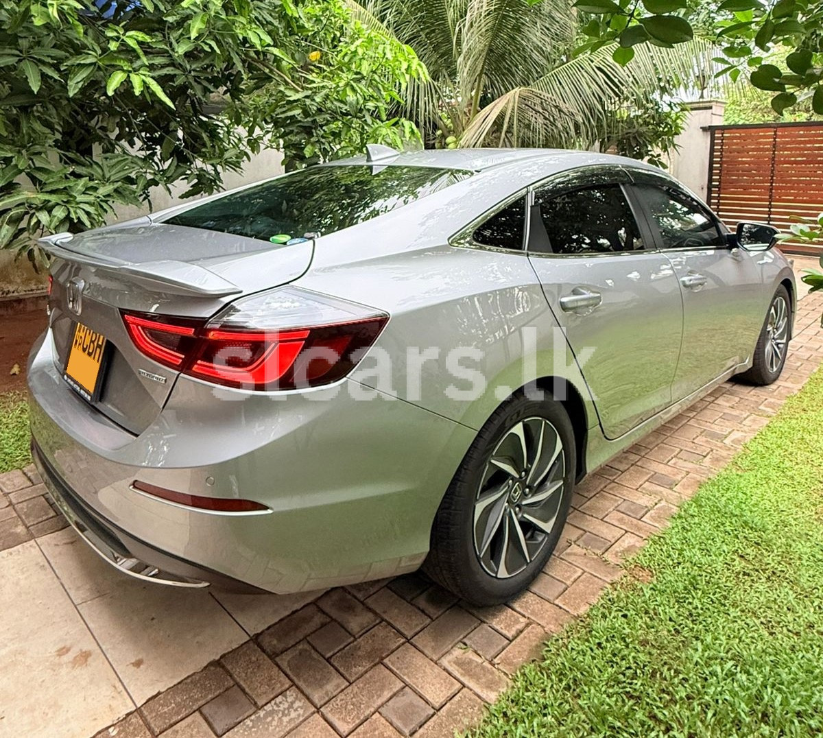 Vehicle Image 5