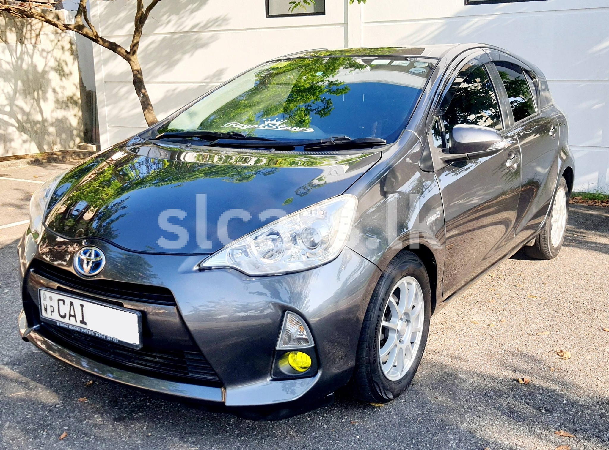 Vehicle Image 6