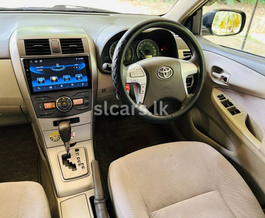 Vehicle Image 4