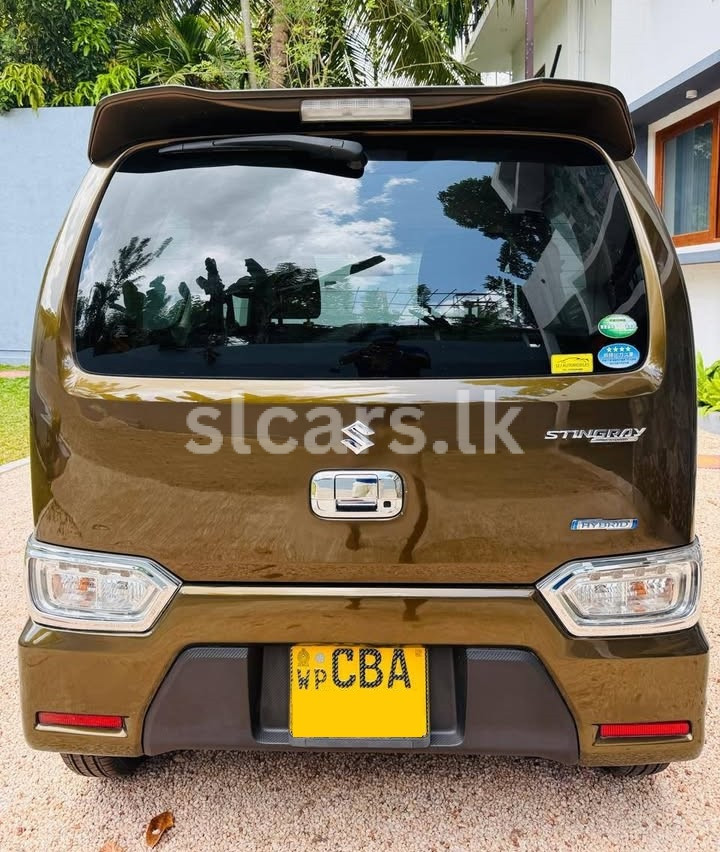Vehicle Image 6