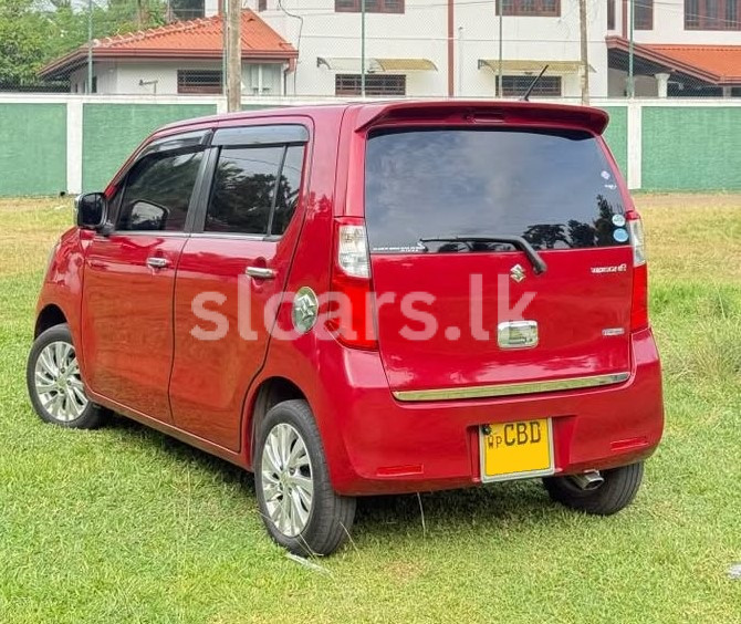 Vehicle Image 4