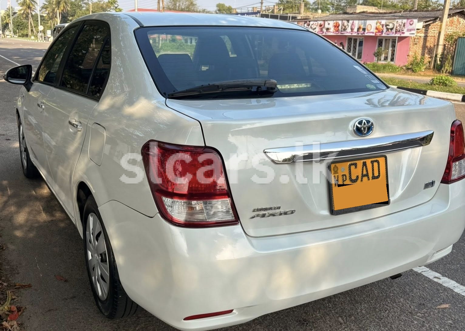 Vehicle Image 2