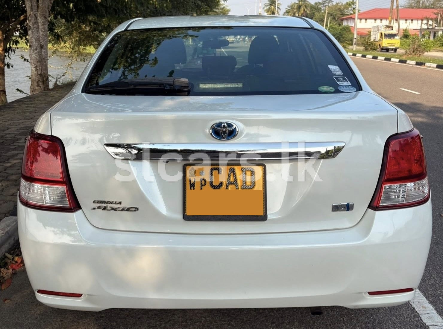 Vehicle Image 3